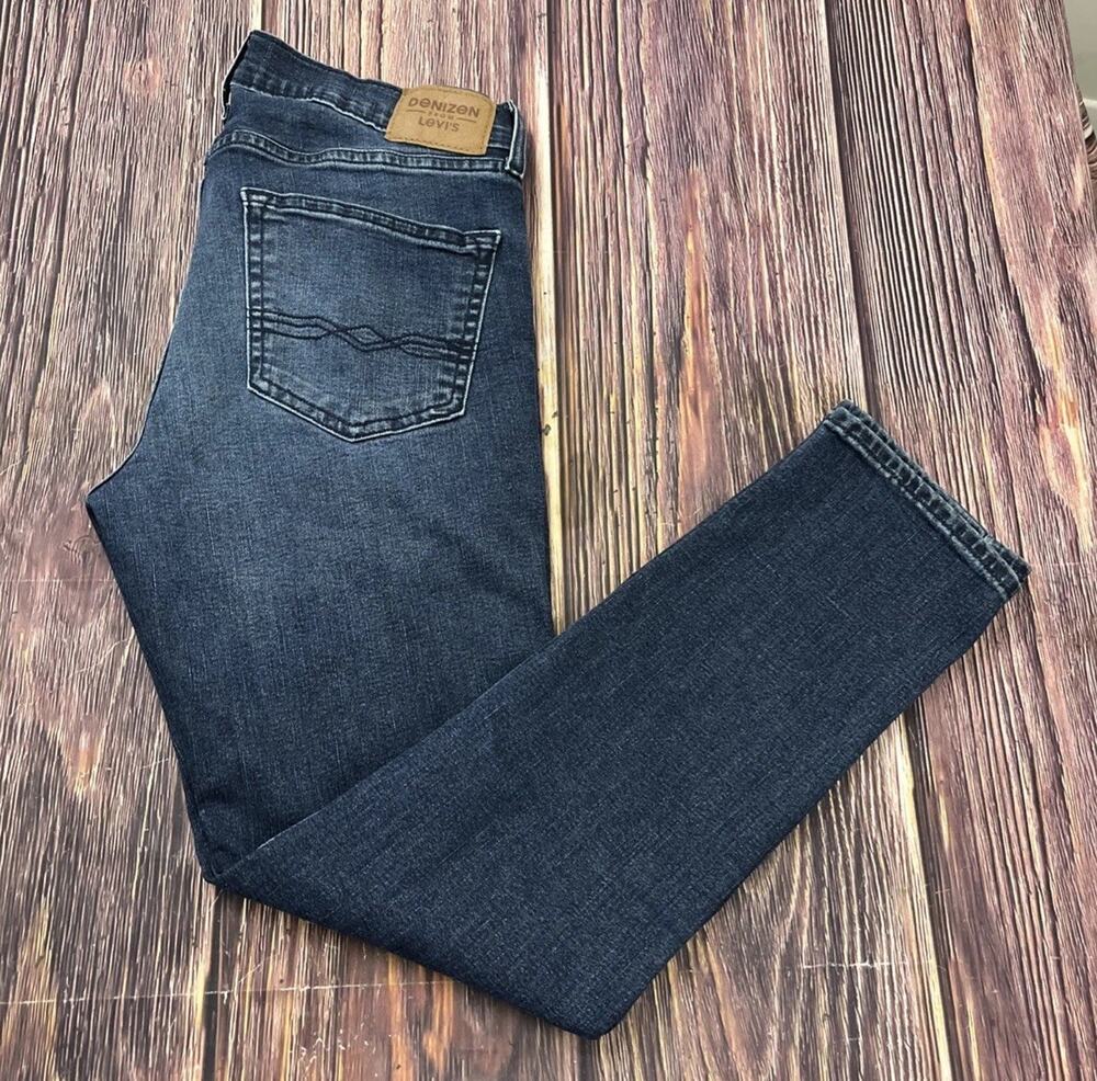 Denizen 288 Skinny Fit Dark Wash Jeans Mens Size 33x30 (Actual 33x29)